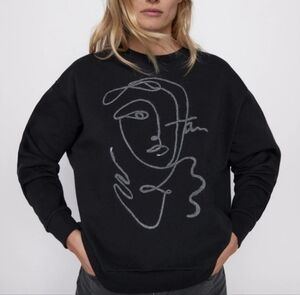 ZARA BLACK CREWNECK WITH ARTISTIC FACE